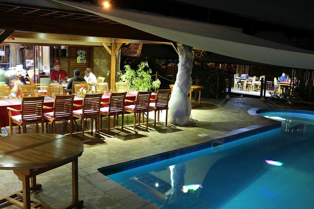 Fare Vai Nui Hotel Tevaitoa Exterior photo